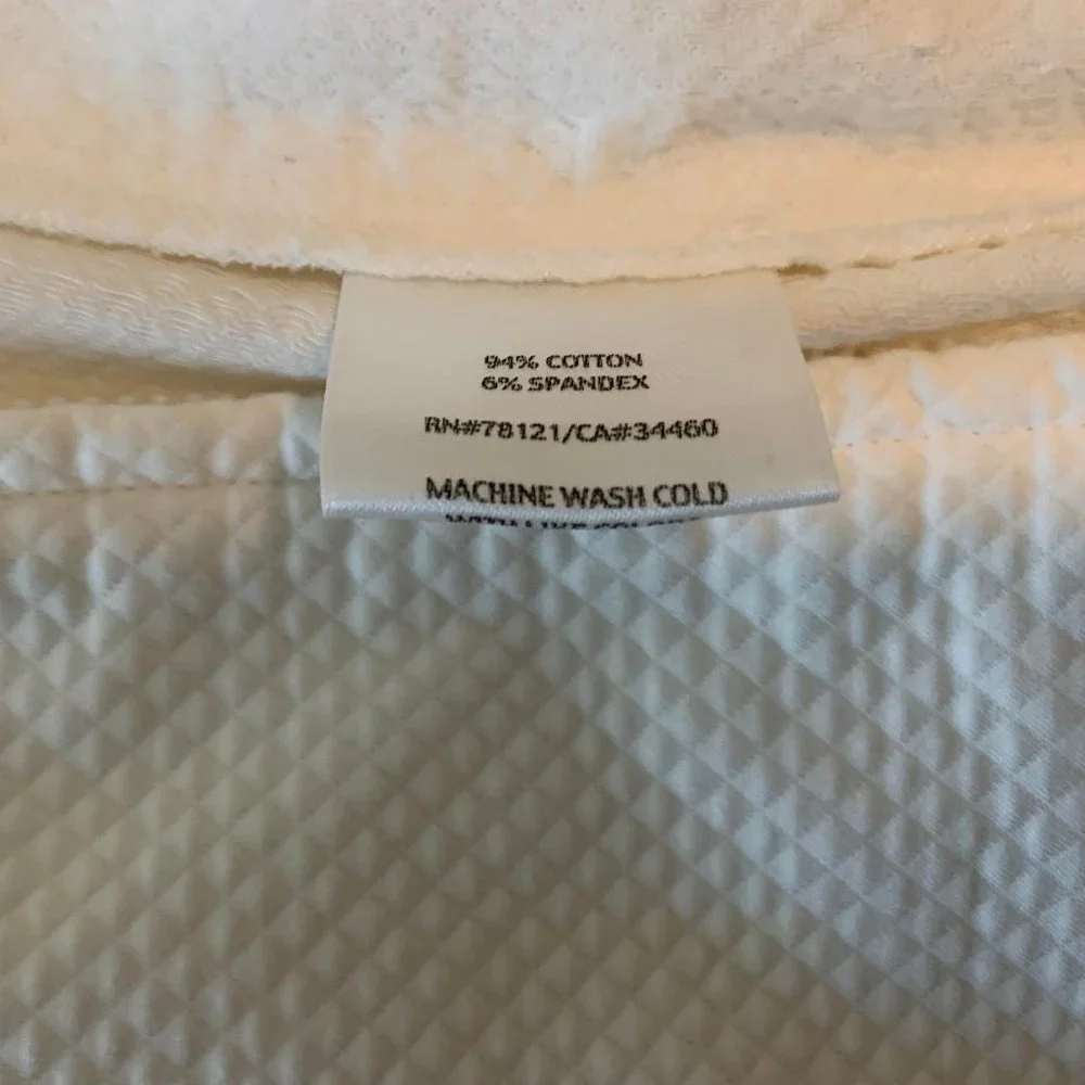 Women's Lightweight White Waffle Blazer - Picture 4 of 4